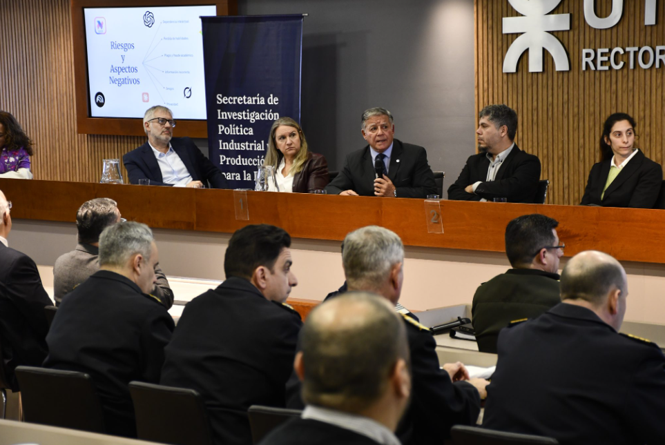 UNDEF - Inteligencia Artificial y Defensa: la UNDEF participó en la 5° Jornada del CTID+I