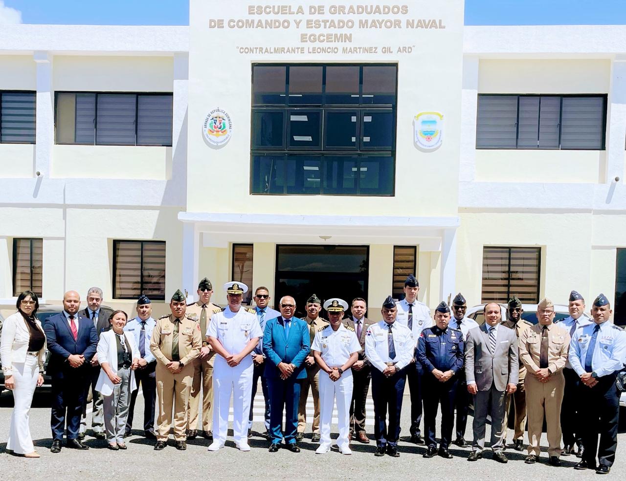 EGAEE fortalece formación académica con visita a la Armada de República Dominicana